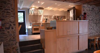 La Grange du Crupet 15 Personen Rustig Gelegen op een Domein van 3 ha