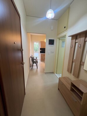 Apartment | 1 bedroom, free WiFi, bed sheets - Cozy Apartment in Treis Gefires (Athens)