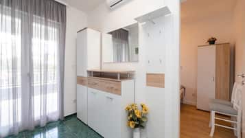 Apartment (Classic Two Bedroom Apartment with Te) | Lobby