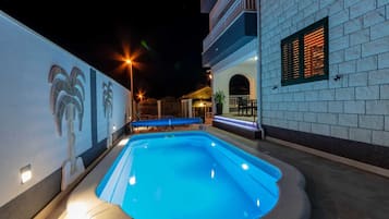 Piscina a l'aire lliure