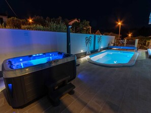 Outdoor pool - Apartments Sweet Memories - (Supetar)
