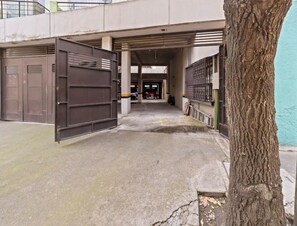 Free self-parking - Spacious Apt Near Centro Historico (Mexico City)