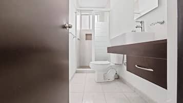 Departamento Confort, vista a la ciudad | Baño