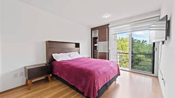 Departamento Confort, vista a la ciudad | 2 habitaciones, cortinas blackout, insonorización y wifi gratis