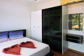 3 quartos, ferros/tábuas de passar roupa, Wi-Fi, roupa de cama
