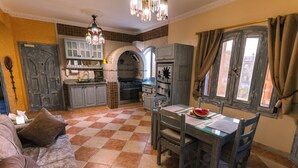 Apartment, 2 Bedrooms, Smoking, Balcony | Dining - Villa Top-floor With Private Roof-top-terracce (Dahab)