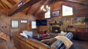 Smart TV y chimenea