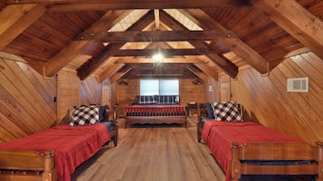 3 habitaciones, tabla de planchar con plancha, wifi y ropa de cama