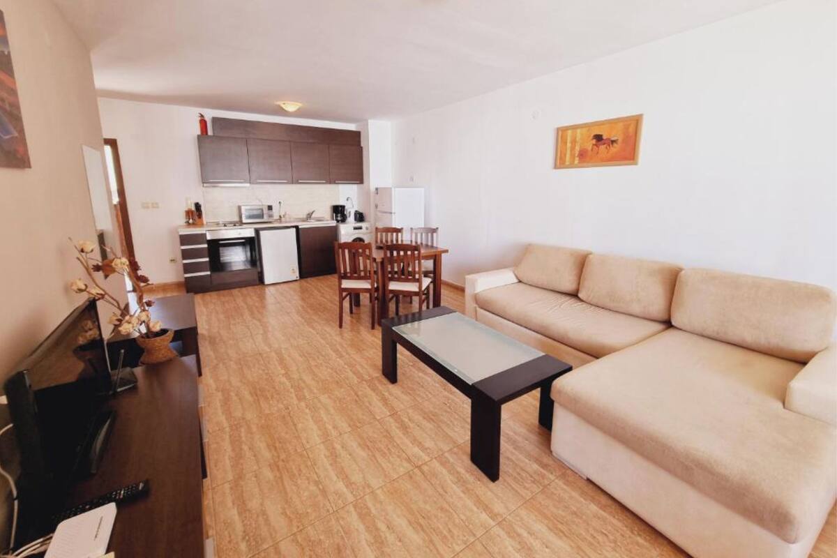Apartment, 1 Bedroom | Living room