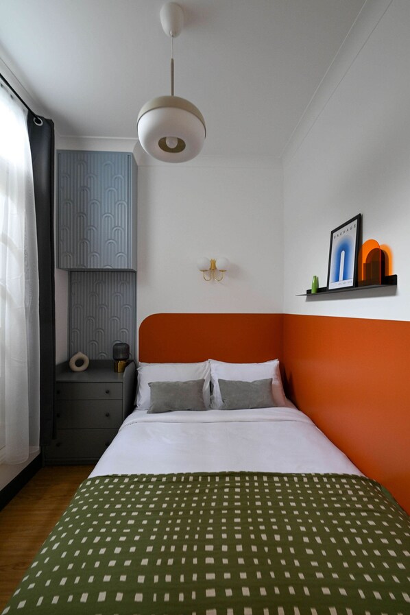 1 habitación, wifi y ropa de cama