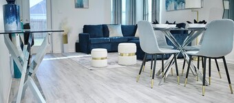 Luxury 4-bedroom house and WiFi near New Orleans 