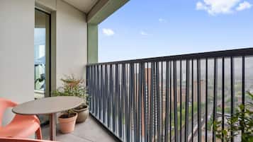 Comfort Apartment, 1 Bedroom, Balcony, Canal View | Balcony