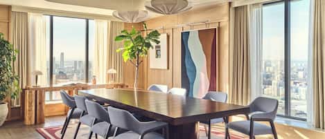 Comfort Apartment, 1 Bedroom, Balcony | Lobby sitting area