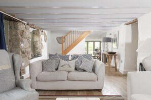 Smart TV, fireplace, stereo - Fairings -  a house that sleeps 8 guests  in 4 bedrooms (St Ives)