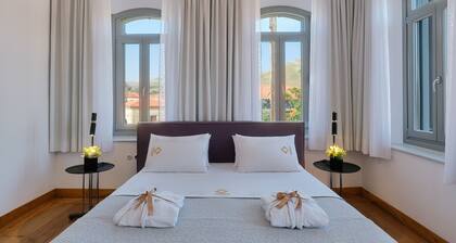 Magnificent 1850s Heritage Villa