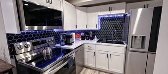 Extra large 1 Bedroom apartment!