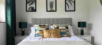 3 Bed House Tunbridge Wells with Parking - Sleeps 7