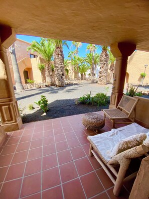 Terrace/patio - Cosy one bedroom apartment with terrace at Oasis Duna Complex (Corralejo)