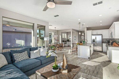 Charming 2-bedroom townhome with AC and WiFi in peaceful Rio Verde