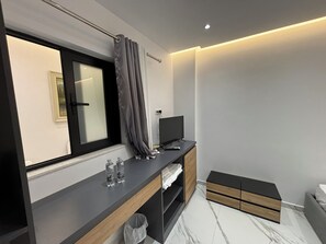 Double or Twin Room | Free WiFi