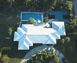 Fachada de la propiedad