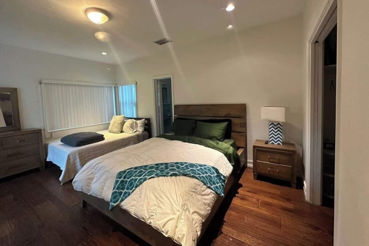 Camera Comfort con letto matrimoniale o 2 letti singoli | Wi-Fi gratuito