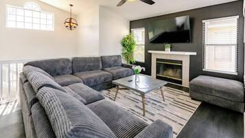 Smart TV, video games