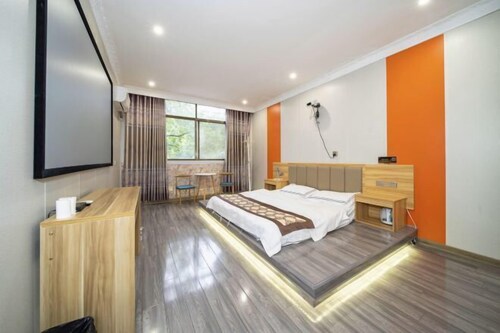 Yanyangtian Business Hotel