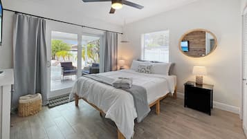 3 chambres, coffres-forts dans les chambres, bureau