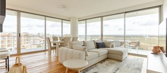 Luxury 2BR Sea view Pool