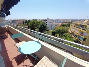 Property grounds - T3 with balcony, near beach of Cagnes-sur-Mer (Cagnes-sur-Mer)