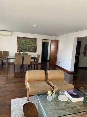 Dining - Lux 3Bedroom Gem, heart of Sanhattan by W & RITZ (Las Condes)
