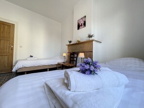 5 camere, Wi-Fi gratuito, lenzuola