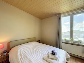 5 Schlafzimmer, kostenloses WLAN, Bettwäsche