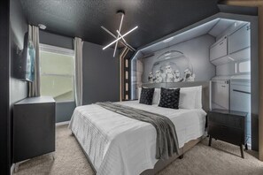 6 habitaciones, tabla de planchar con plancha, wifi y ropa de cama