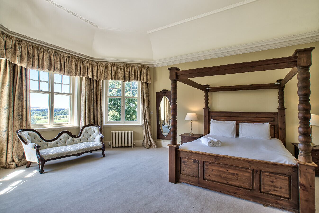 12 多间卧室、熨斗/熨衣板、旅行婴儿床、免费 WiFi