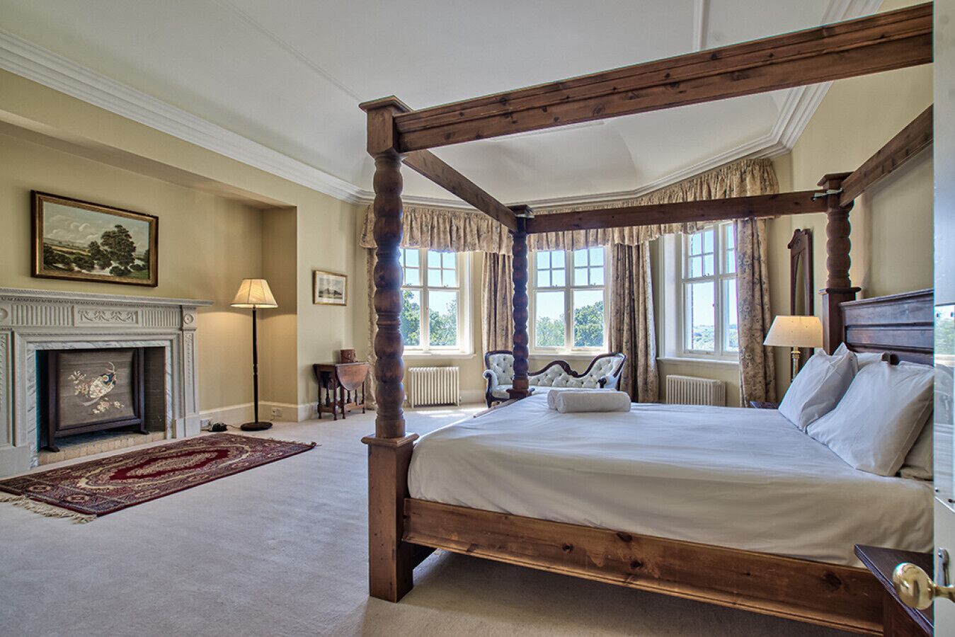 12 bedrooms, iron/ironing board, travel crib, free WiFi