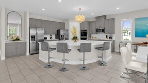 Coffee/tea maker, fridge, microwave, oven - 10 Bedrooms/ 10.5 Bathrooms/ Encore Resort (205 SS) (Kissimmee)