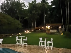 Outdoor dining - The ONLY glamping site in the New Millennium Forest in San Juan, PR (San Juan)