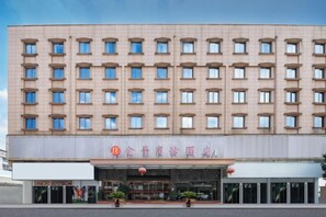 Unclassified image, 3 of 48, button - Wenzhou Jinfeng Business Hotel (Yongjia)