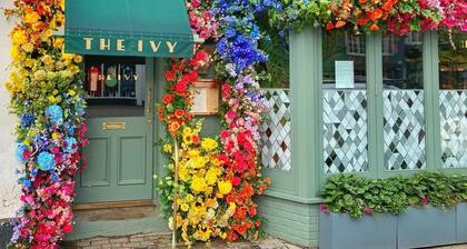 Spacious 5-bedroom house on the Thames with river access in lovely Berkshire