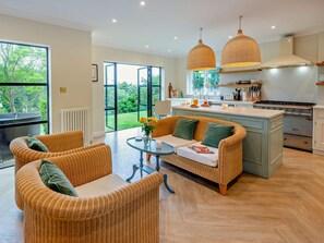 Smart TV, fireplace, printers