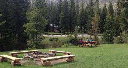 Grizzly Lodge