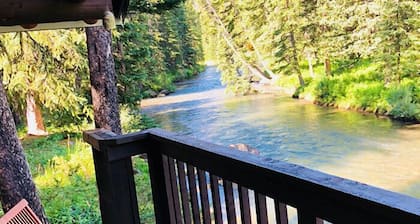 Grizzly Lodge
