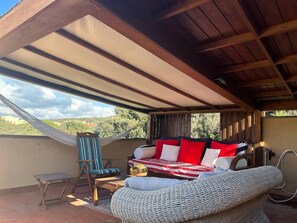 Property grounds - Esclusivo appartamento con ampio solarium vista mare a due passi dalla spiaggia! (Punta Ala)