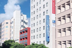Exterior - Hotel Airway (Naha)