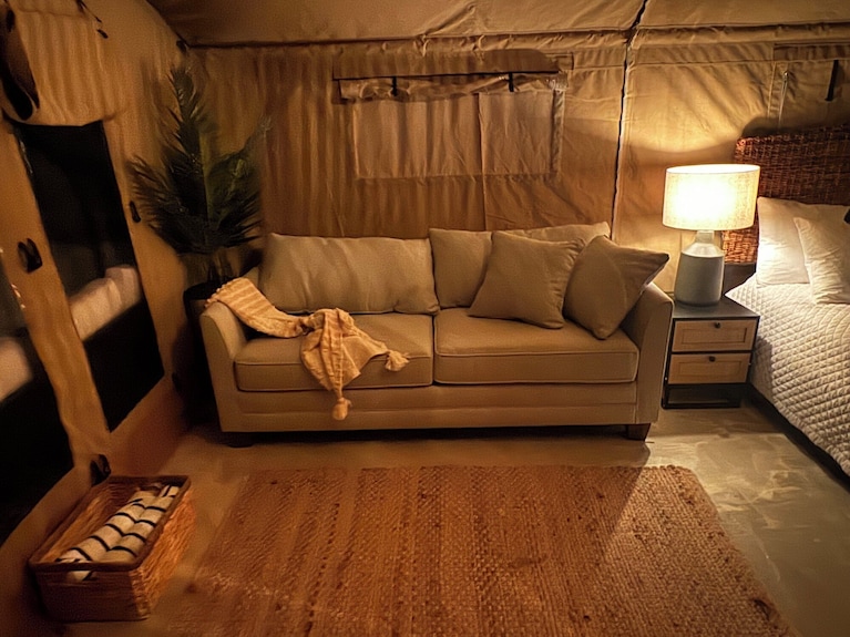 The Only Glamping Site In The New Millennium Forest In San Juan, Pr - 푸에르토리코