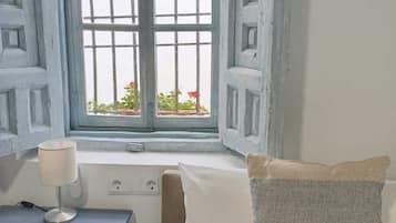 Deluxe-lejlighed - udsigt til gårdsplads | 2 soveværelser, gratis Wi-Fi