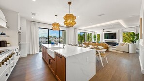 5 bedrooms, Internet - Seascape in Sarasota (Sarasota)