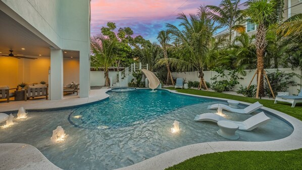 5 bedrooms, Internet - Seascape in Sarasota (Sarasota)